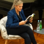 Autorka czyta fragmenty swojej książki