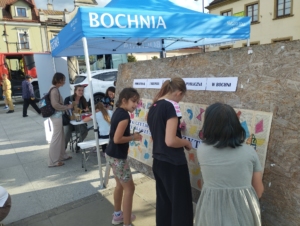 święto ulicy Wolnica stoisko Biblioteki, gry zabawy dla dzieci