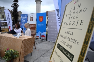 Narodowe czytanie 2025 , zdjęcia czytających