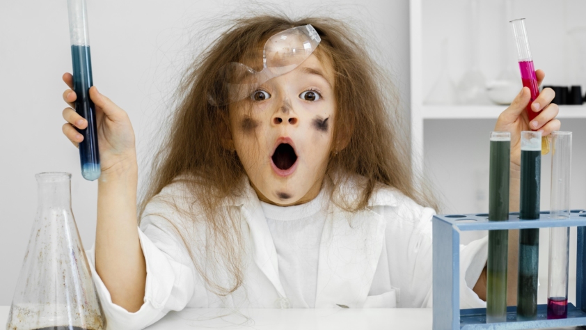 noc naukowców zdjęcie dziecka