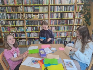 wakacje w bibliotece